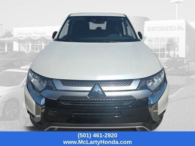 2020 Mitsubishi Outlander SE