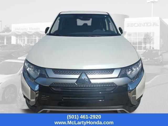 2020 Mitsubishi Outlander SE