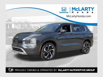 2024 Mitsubishi Outlander SE