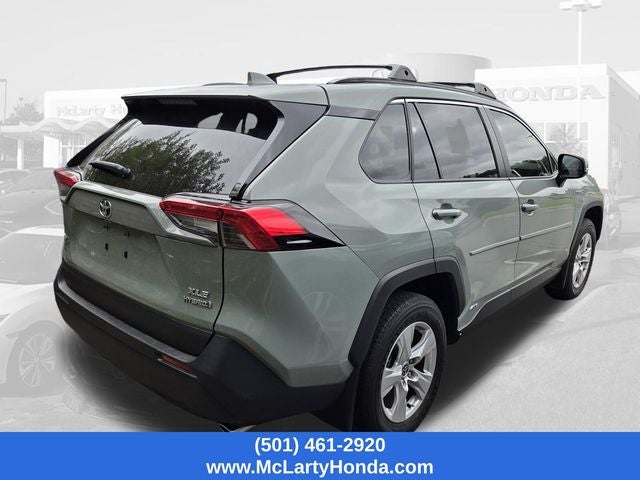 2021 Toyota RAV4 Hybrid XLE