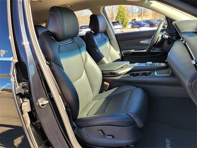 2025 Genesis GV70 2.5T