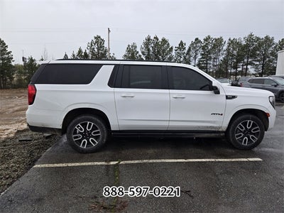 2023 GMC Yukon XL AT4