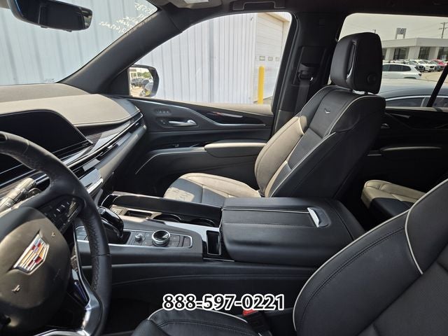 2024 Cadillac Escalade Sport