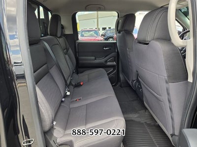 2024 Nissan Frontier SV