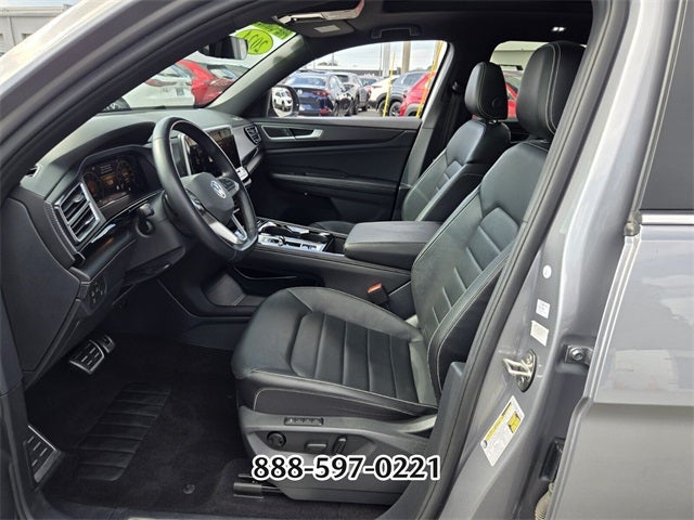 2024 Volkswagen Atlas Cross Sport 2.0T SEL R-Line