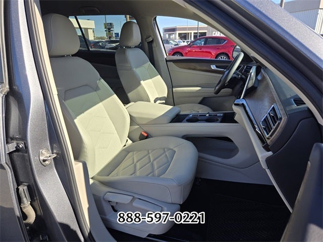 2024 Volkswagen Atlas 2.0T SE