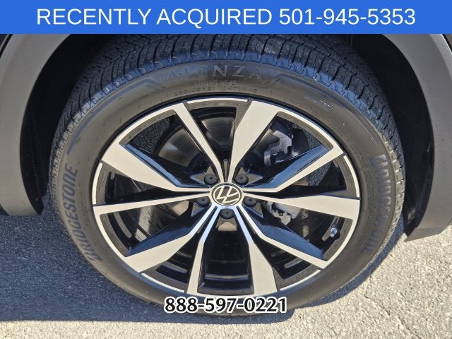2026 Volkswagen Atlas Cross Sport SEL Premium R-Line