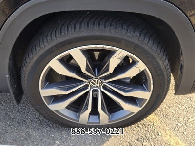 2023 Volkswagen Atlas Cross Sport 3.6L V6 SEL Premium R-Line
