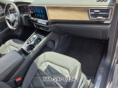2025 Volkswagen Atlas 2.0T SE w/Technology