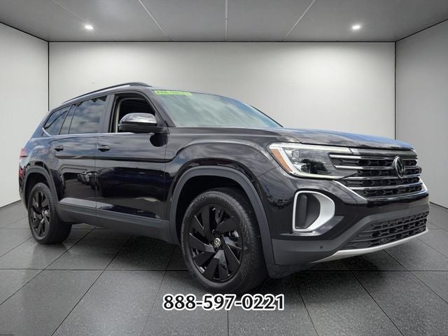 2025 Volkswagen Atlas 2.0T SE w/Technology