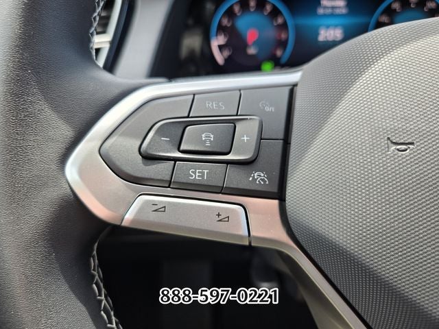 2026 Volkswagen Atlas Cross Sport 2.0T SE w/Technology