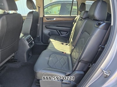 2025 Volkswagen Atlas 2.0T SE w/Technology