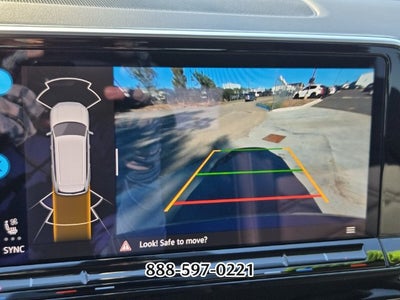 2025 Volkswagen Atlas 2.0T SE w/Technology