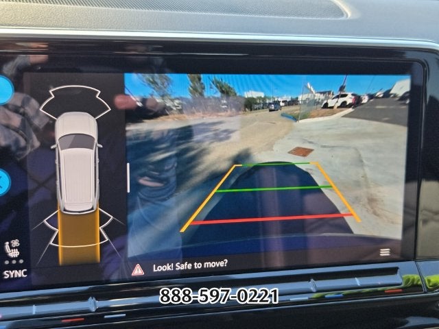 2025 Volkswagen Atlas 2.0T SE w/Technology