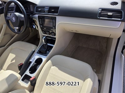 2013 Volkswagen Passat TDI SE w/Sunroof