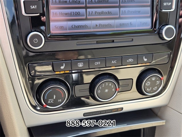 2013 Volkswagen Passat TDI SE w/Sunroof