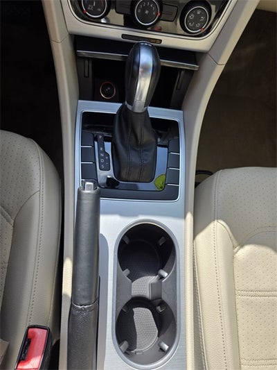 2013 Volkswagen Passat TDI SE w/Sunroof