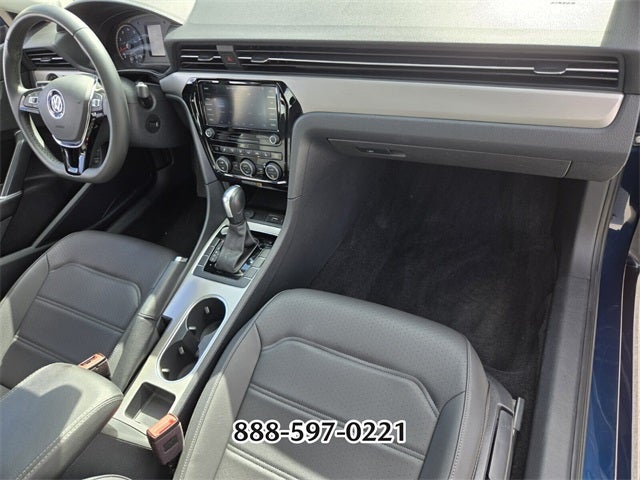 2022 Volkswagen Passat 2.0T SE
