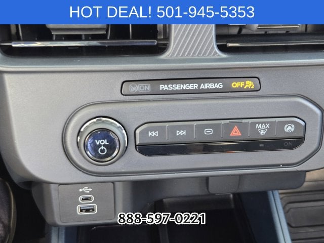 2025 Ford Maverick XL