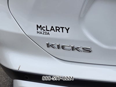 2023 Nissan Kicks SR