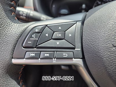 2023 Nissan Kicks SR