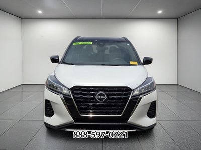 2023 Nissan Kicks SR