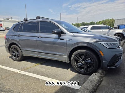 2024 Volkswagen Tiguan 2.0T SE R-Line Black