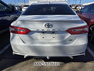 2020 Toyota Camry SE