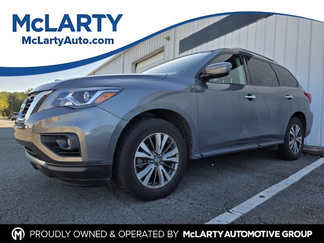 2018 Nissan Pathfinder SV