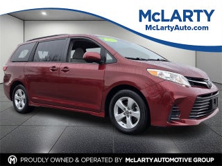 2018 Toyota Sienna L 7 Passenger