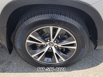 2019 Toyota Highlander LE