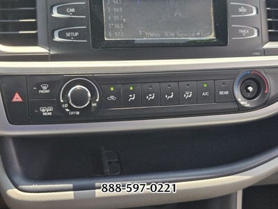 2019 Toyota Highlander LE
