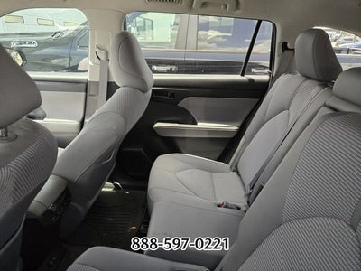 2021 Toyota Highlander LE