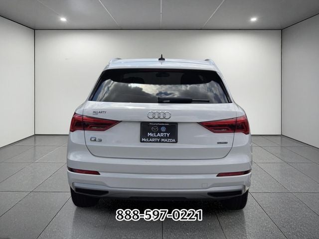2021 Audi Q3 Premium quattro