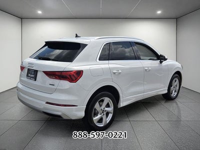 2021 Audi Q3 Premium quattro
