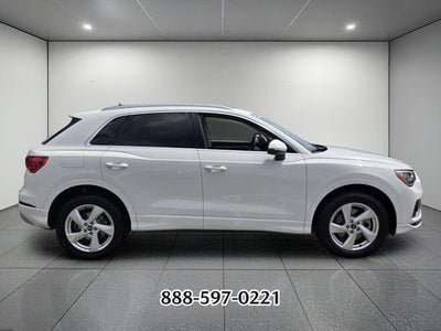 2021 Audi Q3 Premium quattro