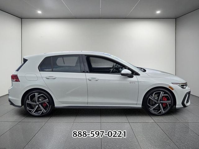 2025 Volkswagen Golf GTI 2.0T SE