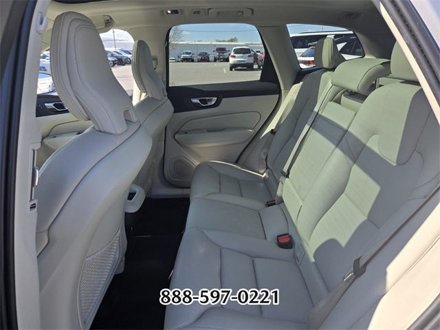 2020 Volvo XC60 T5 Momentum