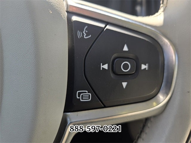 2020 Volvo XC60 T5 Momentum