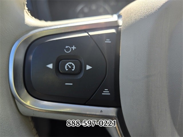 2020 Volvo XC60 T5 Momentum