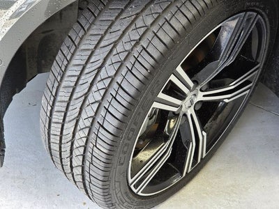 2022 Volvo S60 Recharge Plug-In Hybrid T8 Inscription