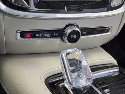 2022 Volvo S60 Recharge Plug-In Hybrid T8 Inscription