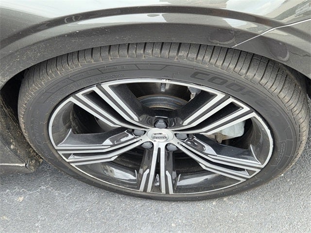 2022 Volvo S60 Recharge Plug-In Hybrid T8 Inscription