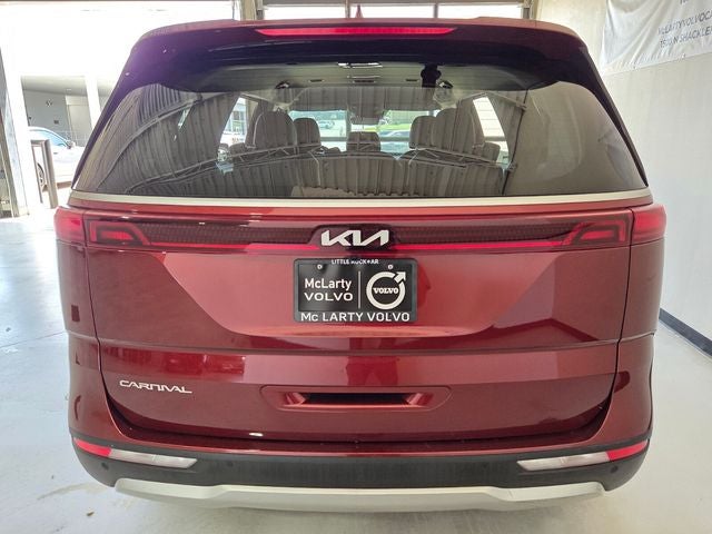 2024 Kia Carnival LX
