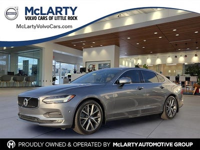 2017 Volvo S90 T6 Momentum