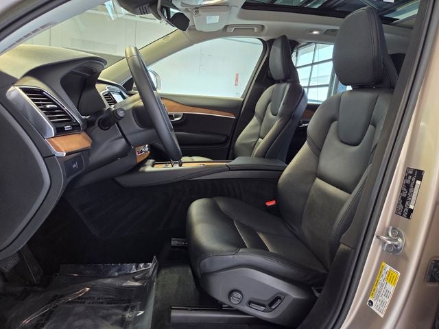 2023 Volvo XC90 B6 Plus 6-Seater