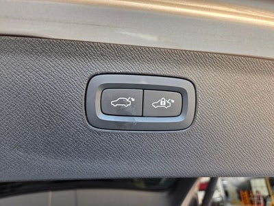 2023 Volvo XC90 B6 Plus 6-Seater