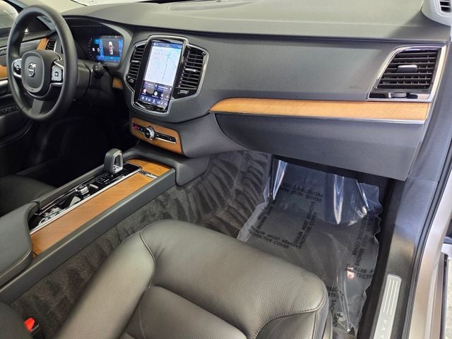 2023 Volvo XC90 B6 Plus 6-Seater