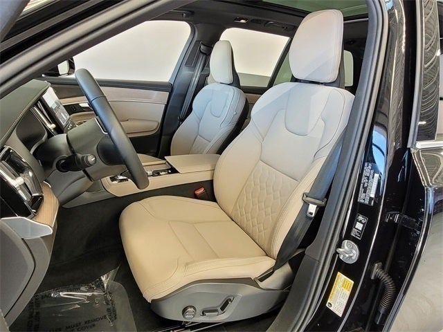 2026 Volvo XC90 B6 Plus 6-Seater