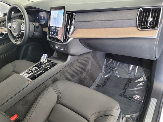 2025 Volvo XC90 B6 Plus 7-Seater 2025.5